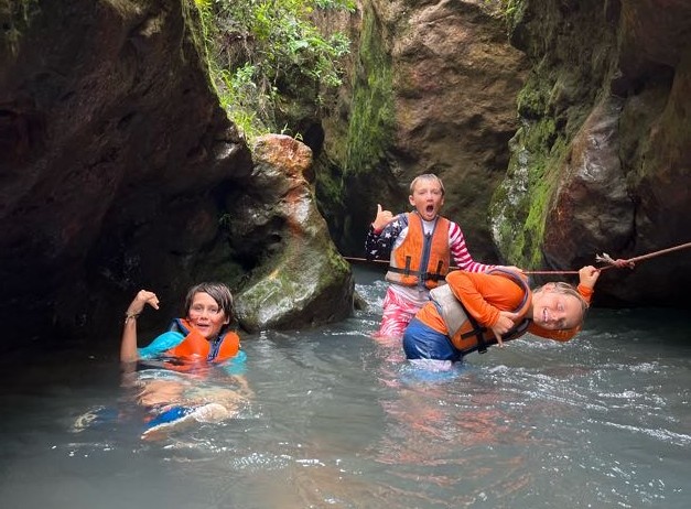 La Leona Waterfall with Kids: The Complete Family Guide to Guanacaste’s Best Swimming Hole